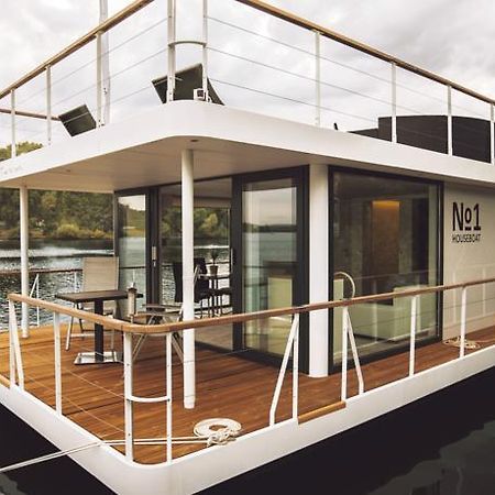 Vipliving Houseboat Hotel Prague Luaran gambar